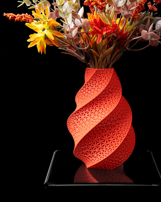 3D-gedruckte Designvase „Kyoto“ mit filigranem Geometrie-Muster
