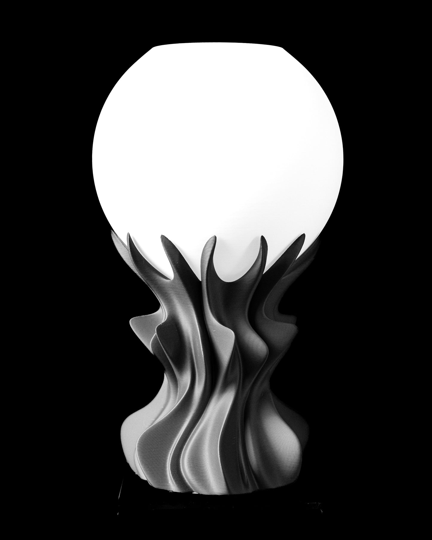 "LUMORA" Design-Stehlampe 3D-gedruckt – Modernes Lichtobjekt
