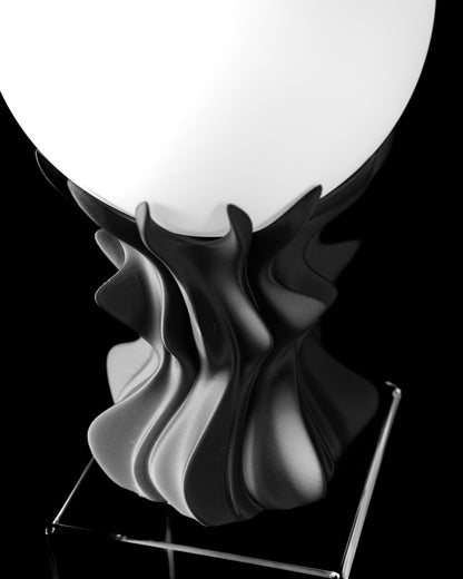 "LUMORA" Design-Stehlampe 3D-gedruckt – Modernes Lichtobjekt