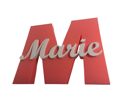 Personalisiertes 3D-Namensschild mit Initiale